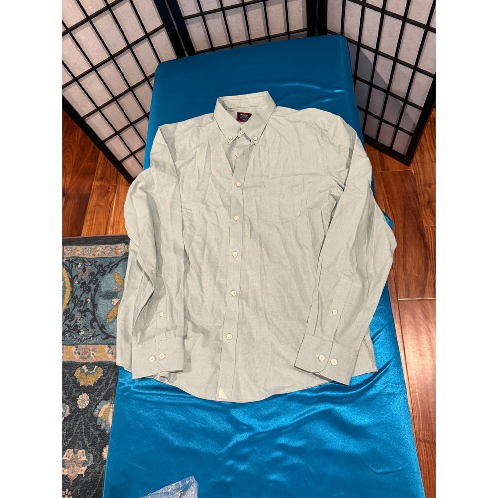 UNTUCKit Men's XL Wrinkle-Free Cotton Button Down Shirt Light Gray Green